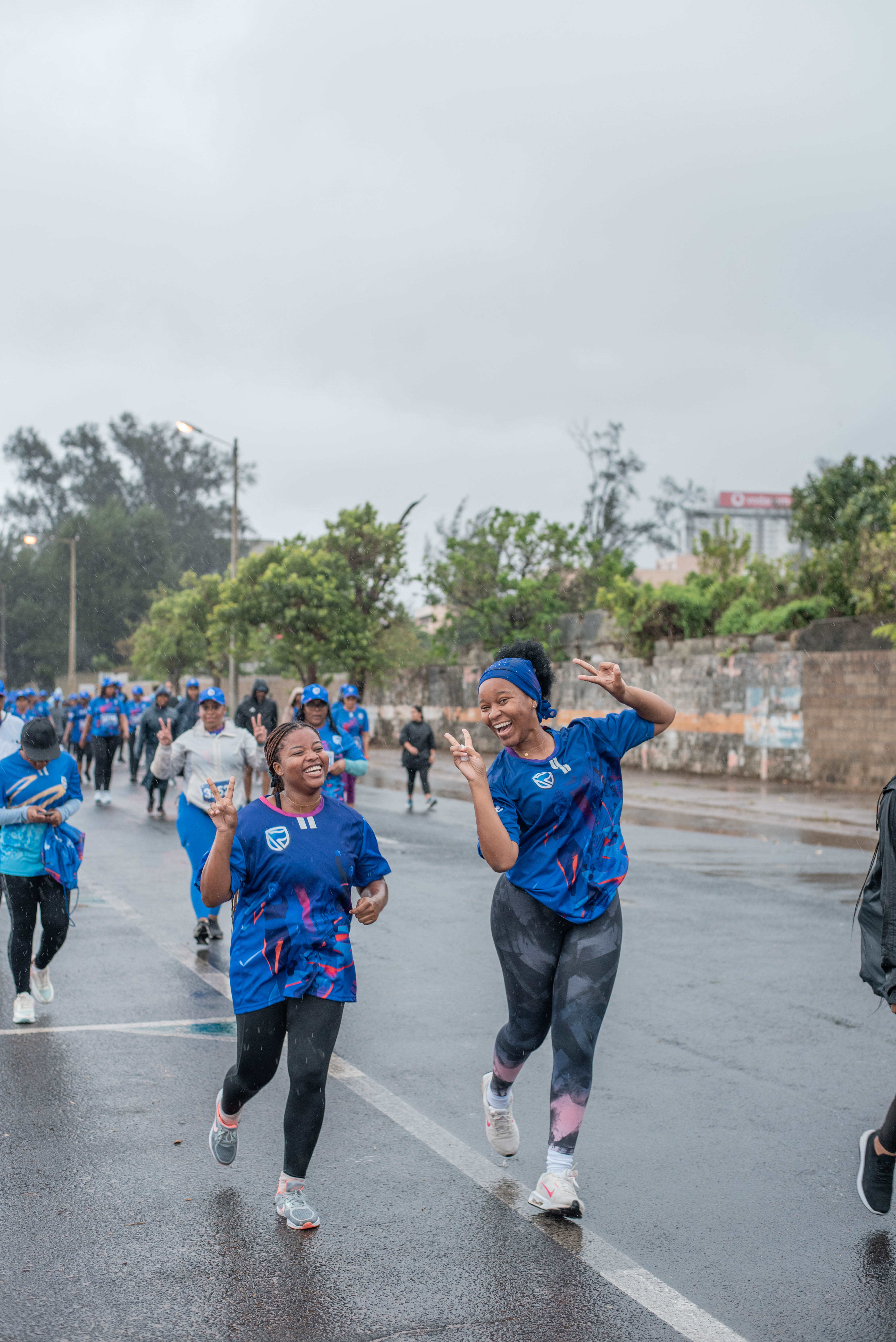 74Corrida Azul.jpg